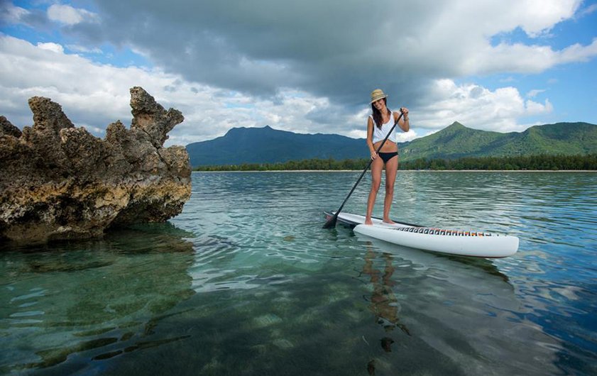SUP (Stand Up Paddle) Around Benitiers Island at Le Morne Peninsula